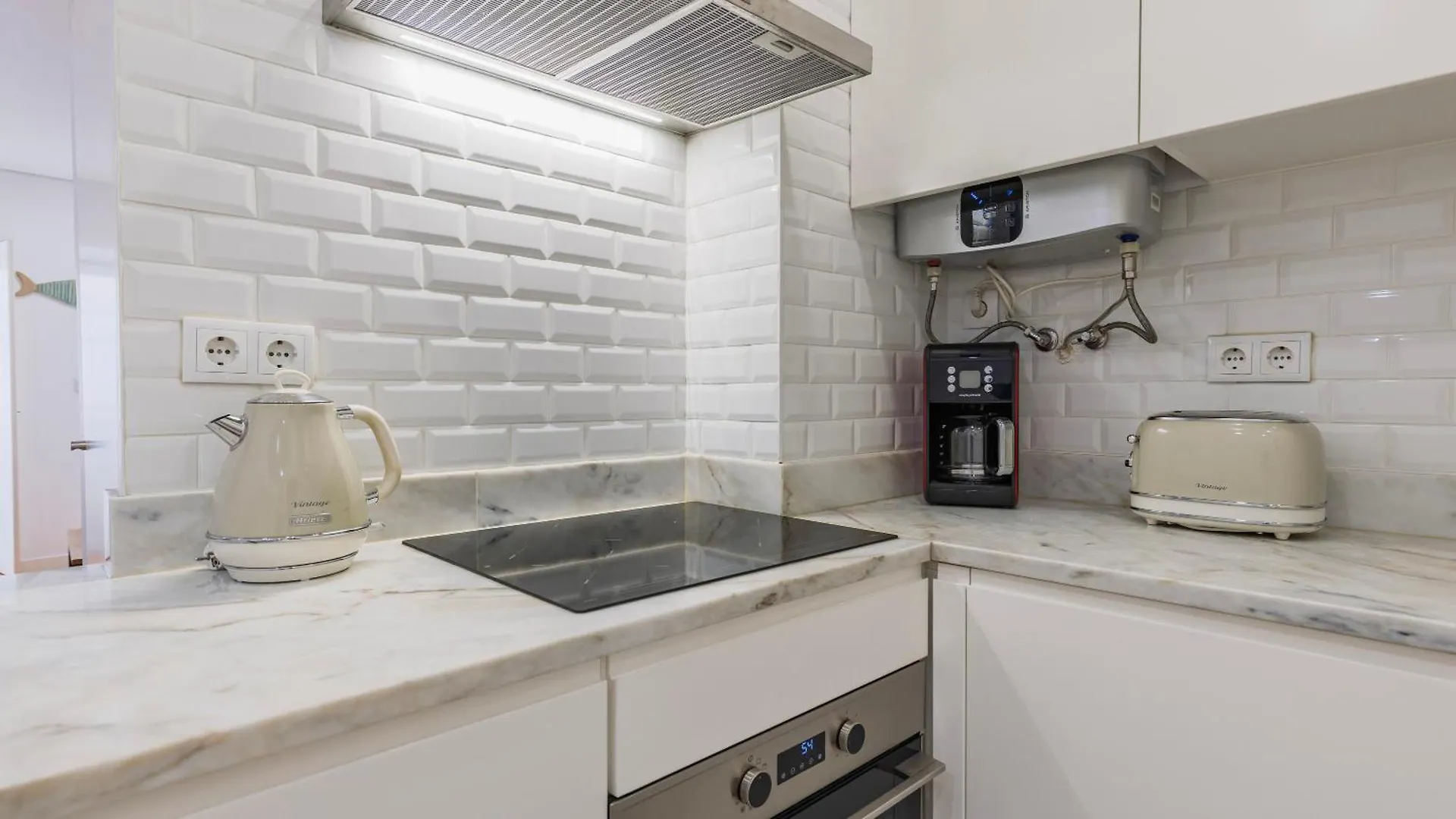 Modern Apartment In Bairro Alto By Lovelystay Lisboa Portugalsko