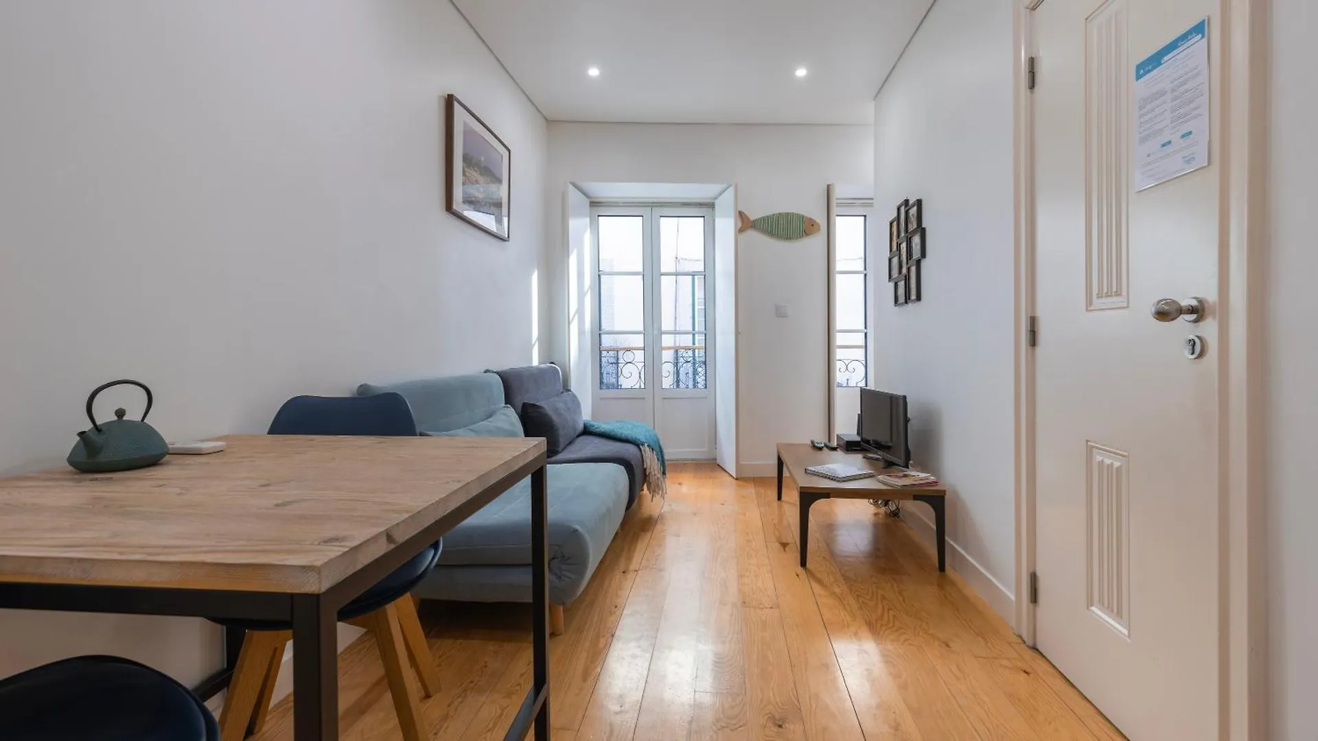 Modern Apartment In Bairro Alto By Lovelystay Lisbon