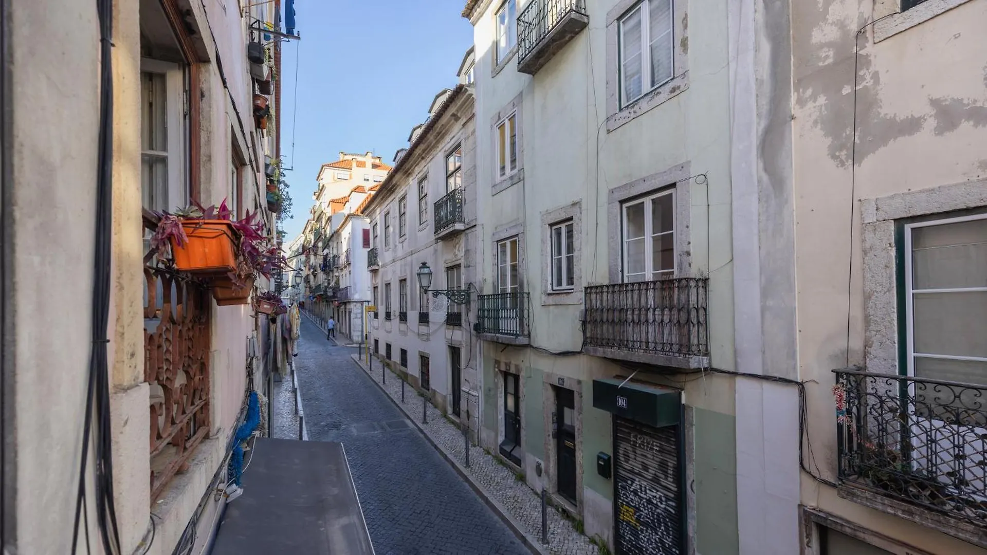 Modern Apartment In Bairro Alto By Lovelystay Lisbon