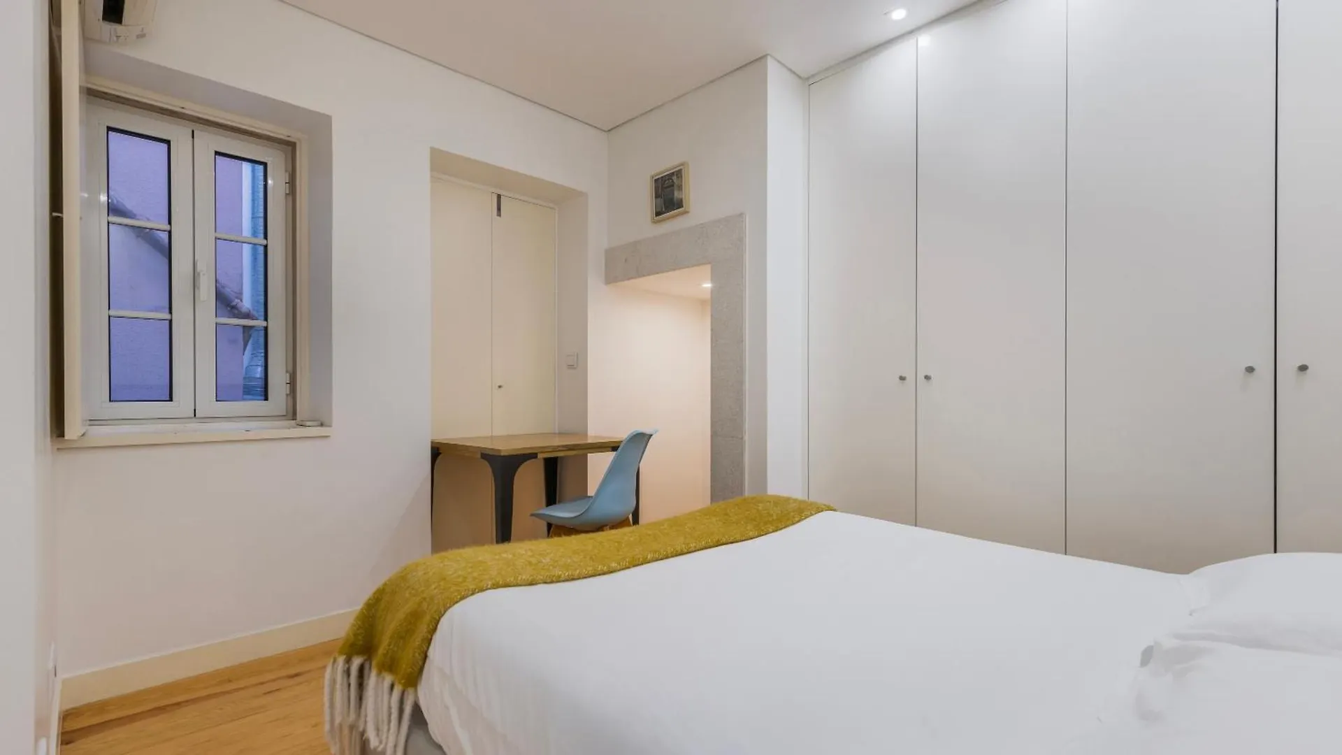 Modern Apartment In Bairro Alto By Lovelystay Lisbon