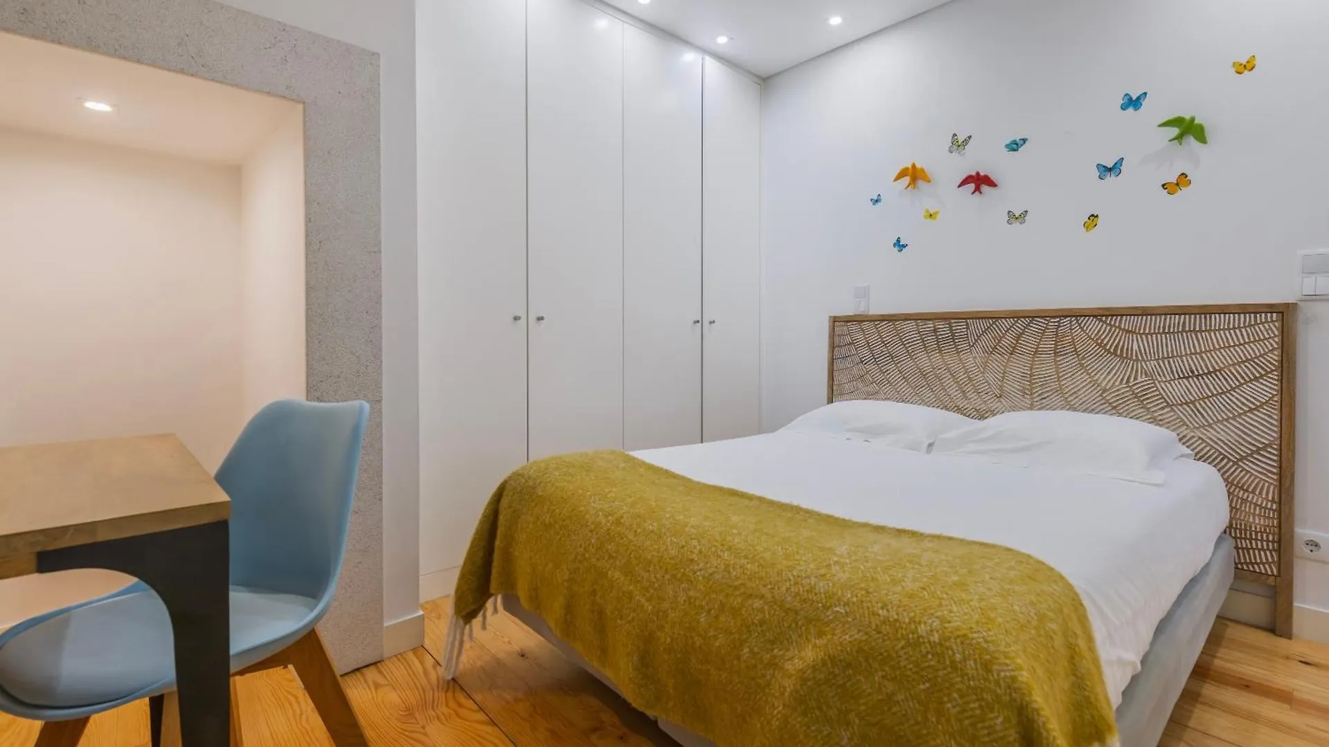 Modern Apartment In Bairro Alto By Lovelystay Lisbon